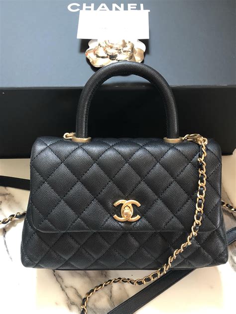 chanel coco handle mini